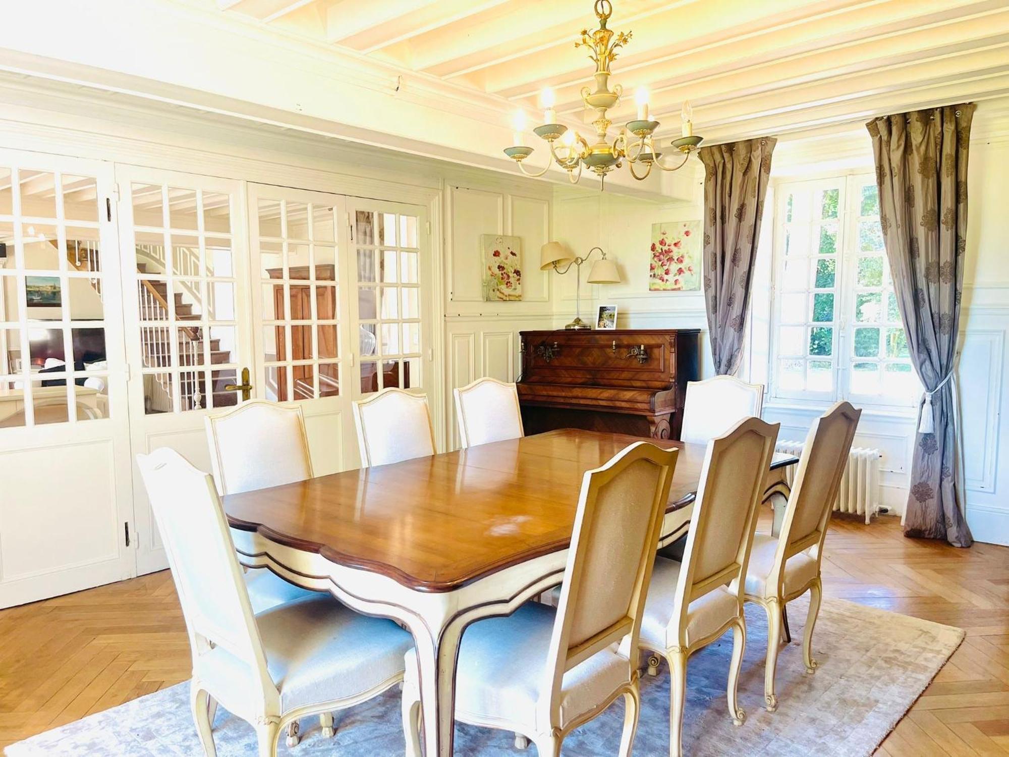 Maison Chaleureuse De 4 A 12 Personnes Neuville-aux-Bois ภายนอก รูปภาพ